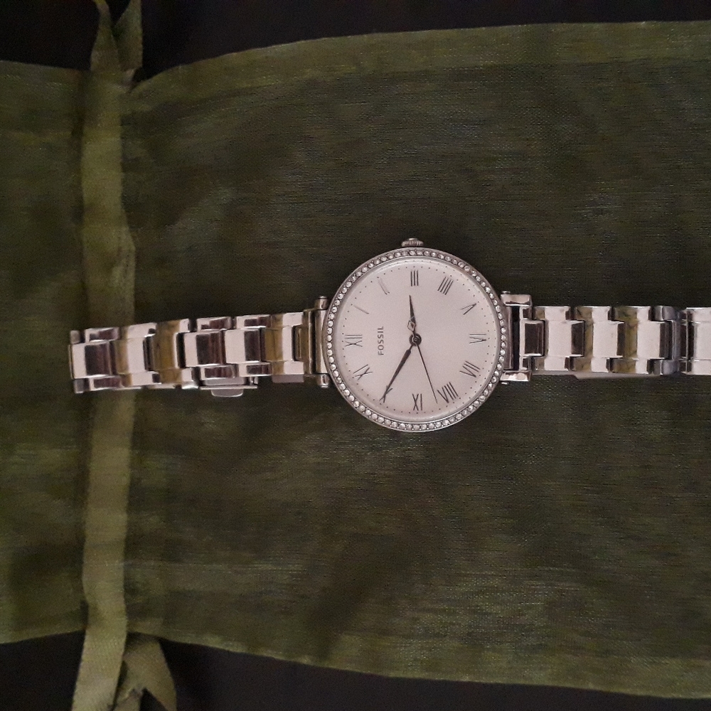 FOSSIL Silver Tone Watch With CZ - Picture 3 of 7